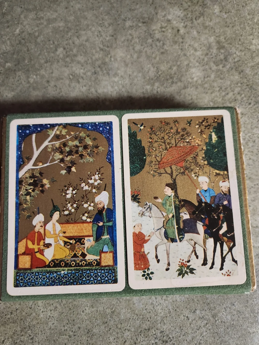Persian-Style Playing Cards — Green & Gold Accent Deck - Picture 10 of 12